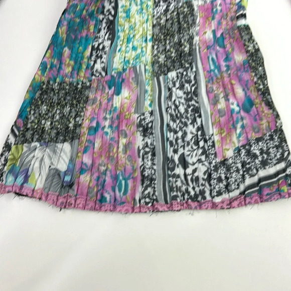 Beautiful Purple Crinkle ¾ Length Sleeve Patchwork V-neck Top - Picture 6 of 10